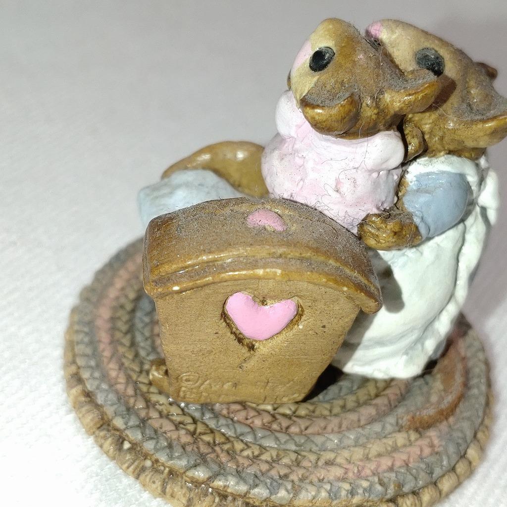 Wee Forest Folk マザーヘルパー 親子ネズミの置物【5316】