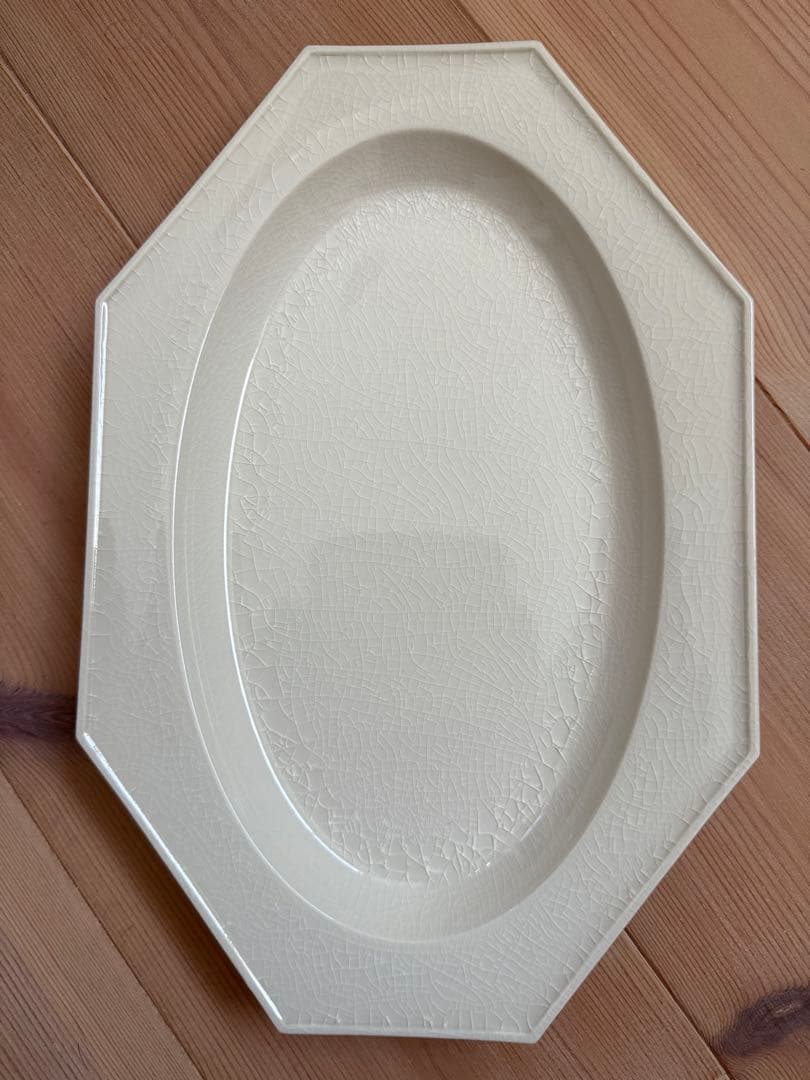 新品未使用　石川隆児 さん　貫入&ホワイト　オーバルオクトゴナル　プレート 2枚