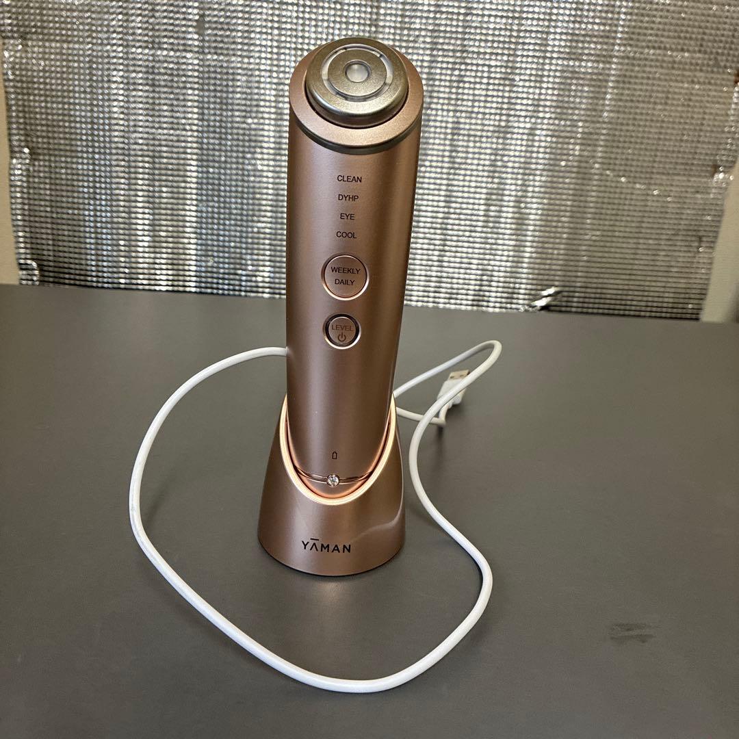 YAMAN 美顔器 USB充電 多機能　青木