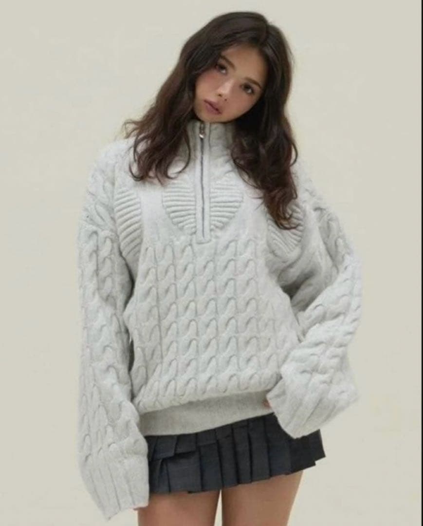 新品未使用Heart loose knit gray 大阪　ハートチャーム