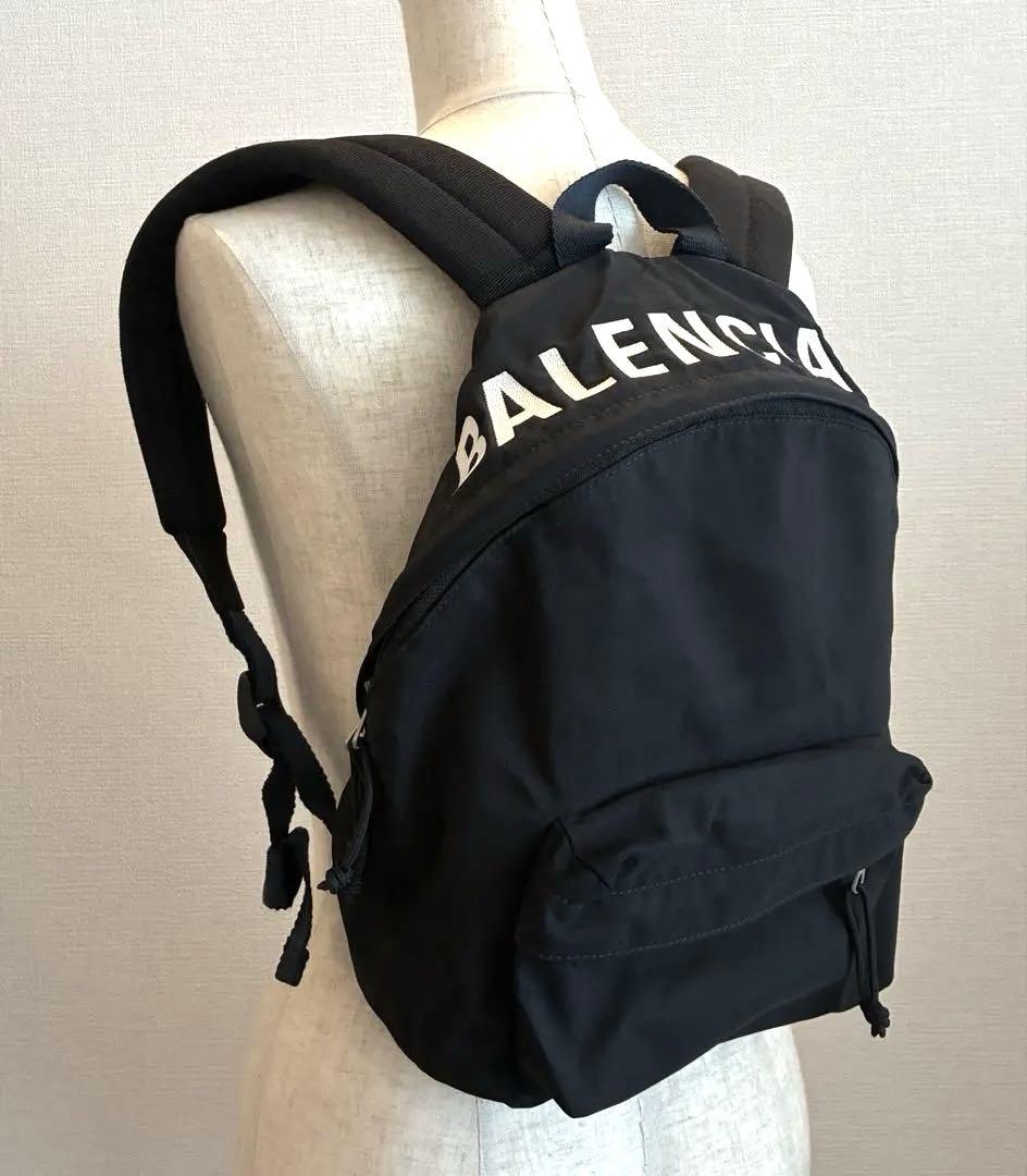 バレンシアガ BALENCIAGA リュック 黒