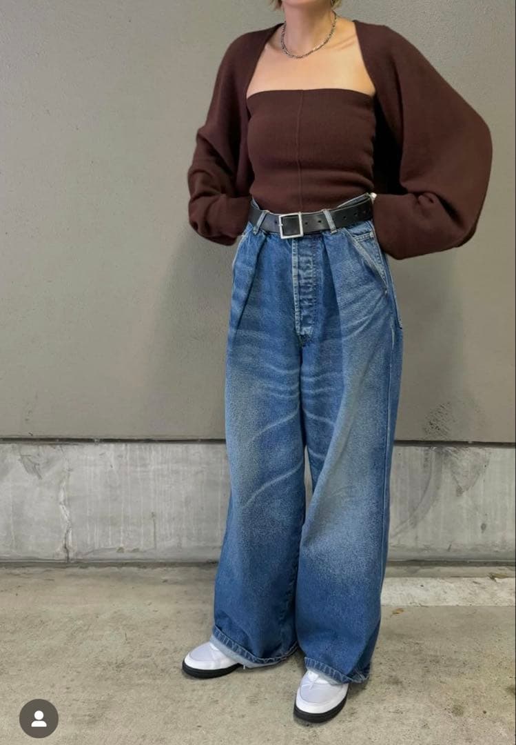 INSCRIRE アンスクリア　タックデニムパンツ