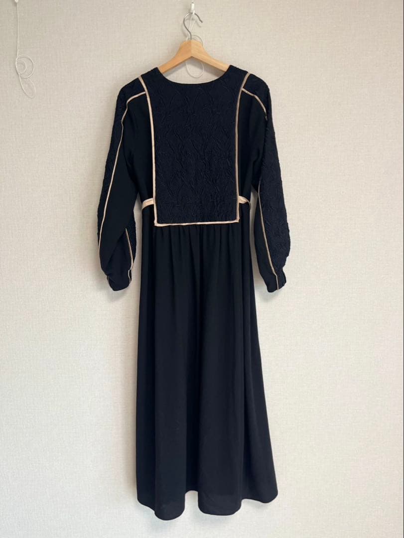 ワンピース MURRAL thawing embroidery dress (black)