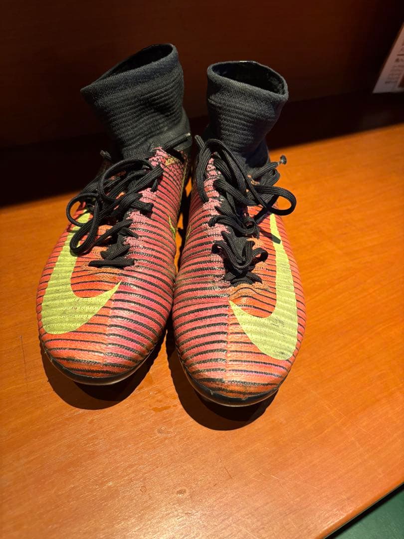 Nike マーキュリアル　スーパーフライ　ハイカット