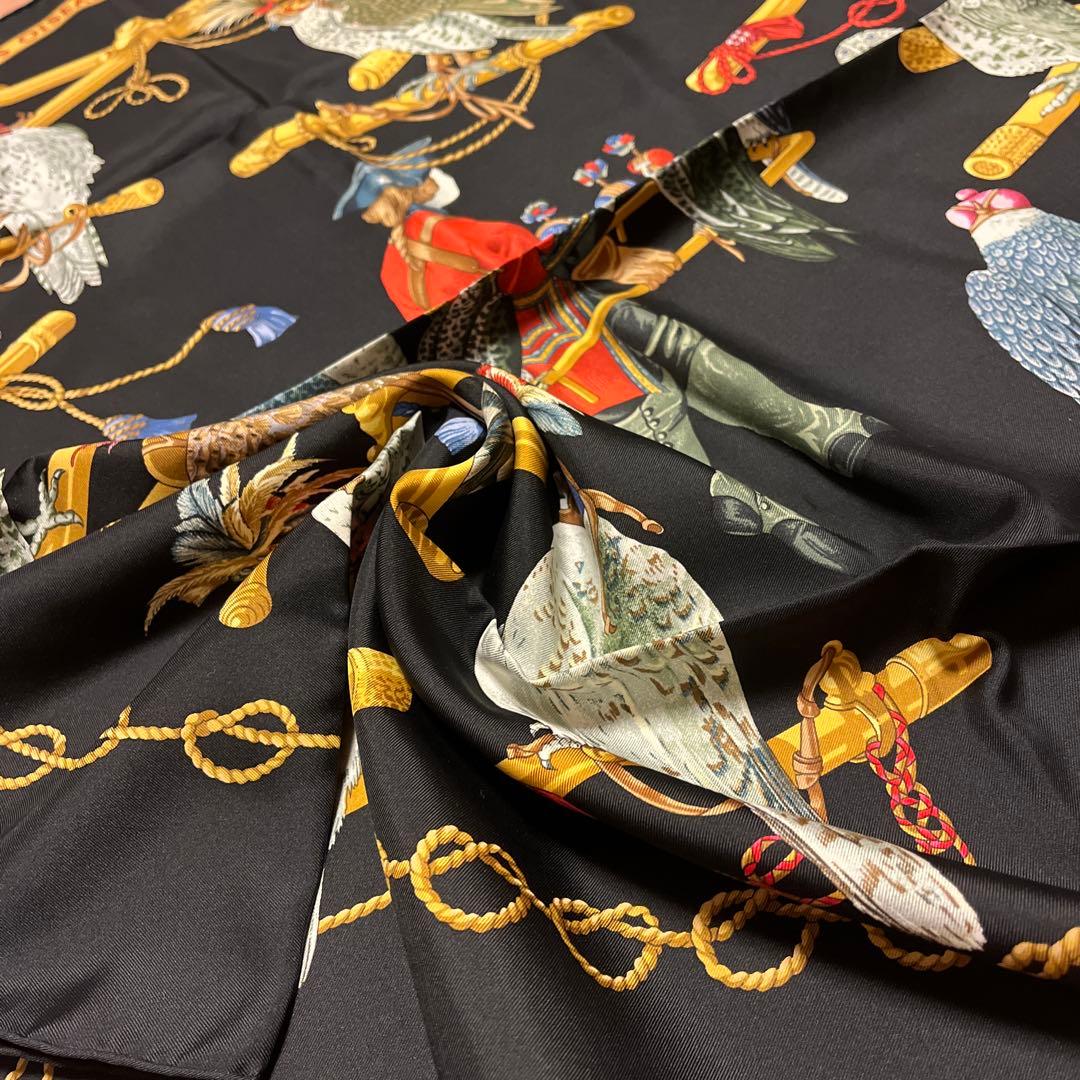 HERMES カレ 90LES OISEAUX DU ROY 王の鳥たち