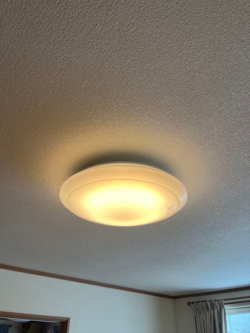 パナソニック　リモコン付きLEDシーリングライト 切替有り