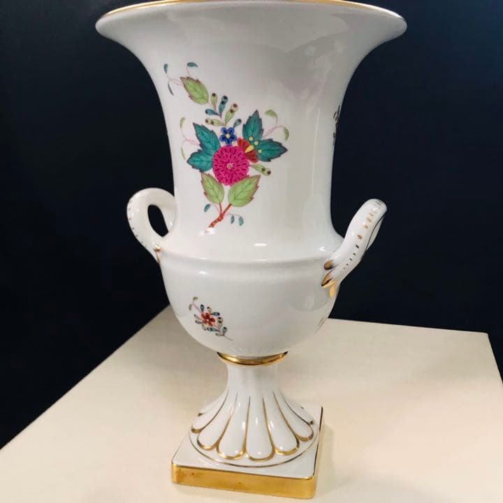 ヘレンド      アポニー多彩色　花瓶