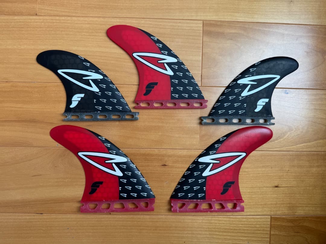 Robertsサーフボード　フューチャーフィン　5フィンセット