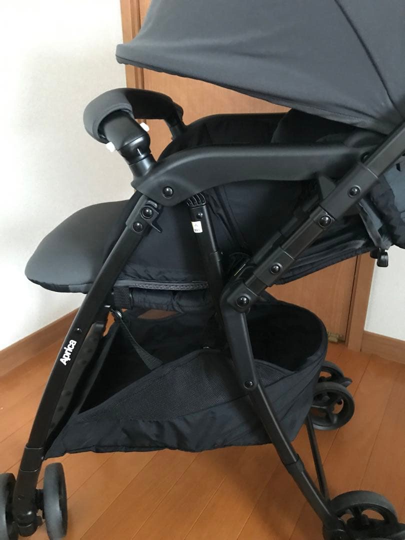 【美品】アップリカ　Aprica ベビーカー　カルーンエアー　人気　可愛い