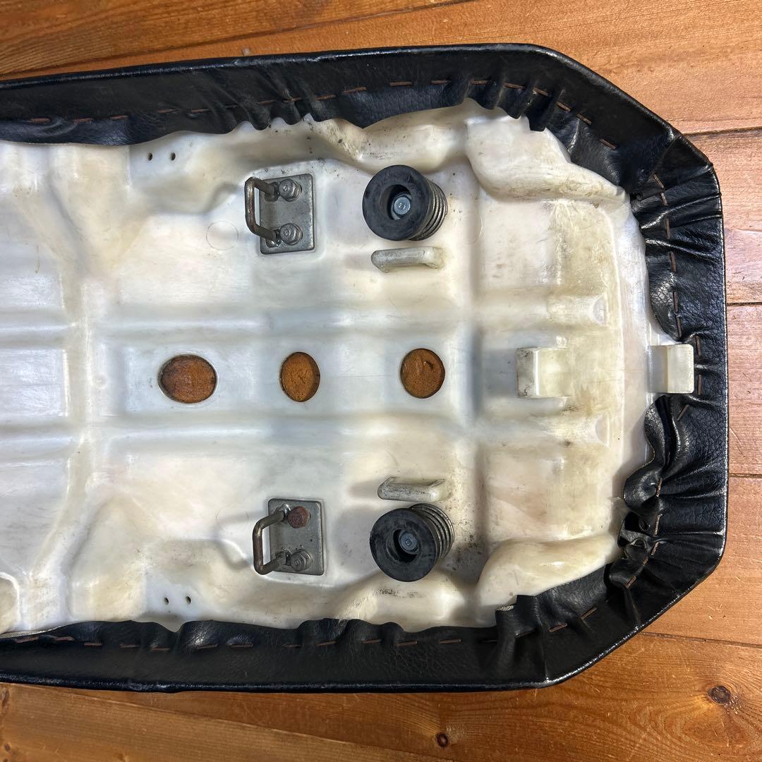 GPZ900R 純正シート 1102