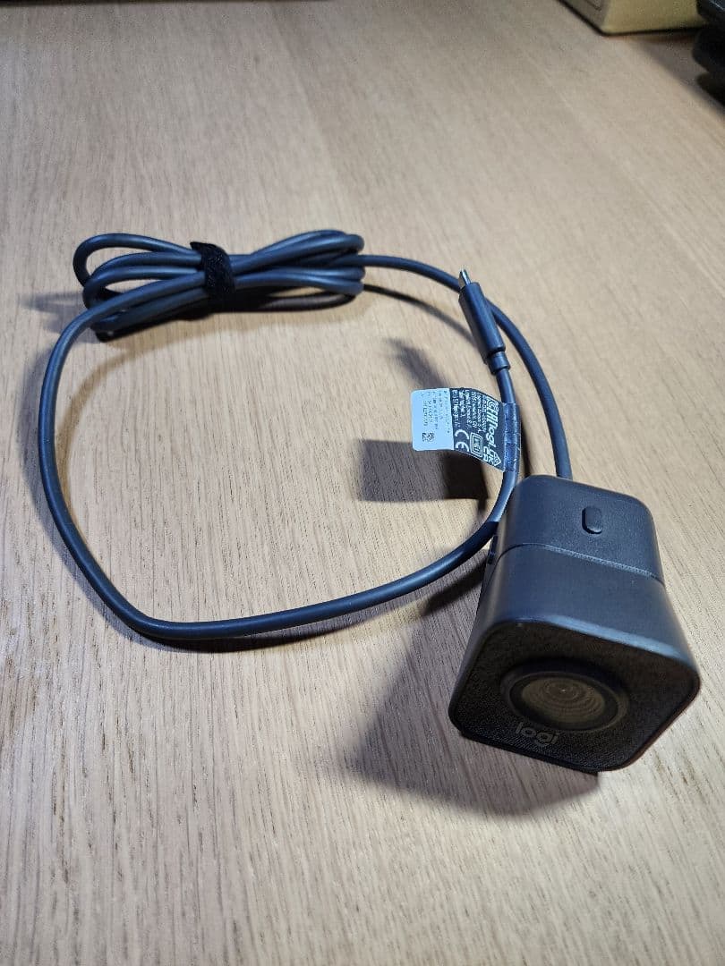 Logitech STREAMCAM VU0054 ウェブカメラ　ロジクール