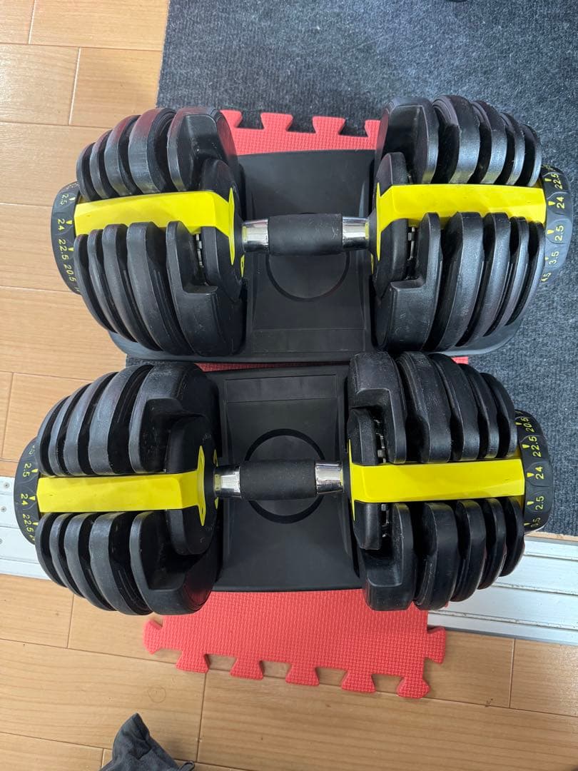 可変式ダンベル 最大24kg ダイヤル式