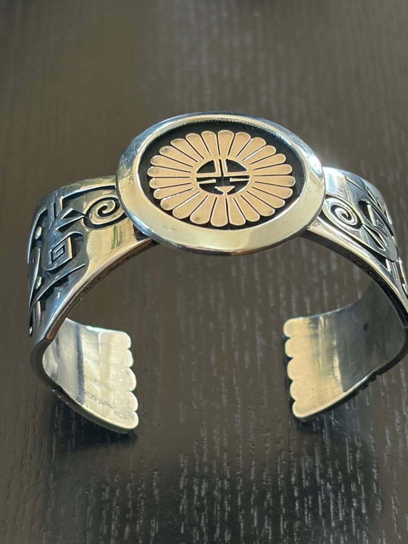 ホピ族 ゲーリー・ヨヨキ Gary Yoyokie オーバーレイ バングル