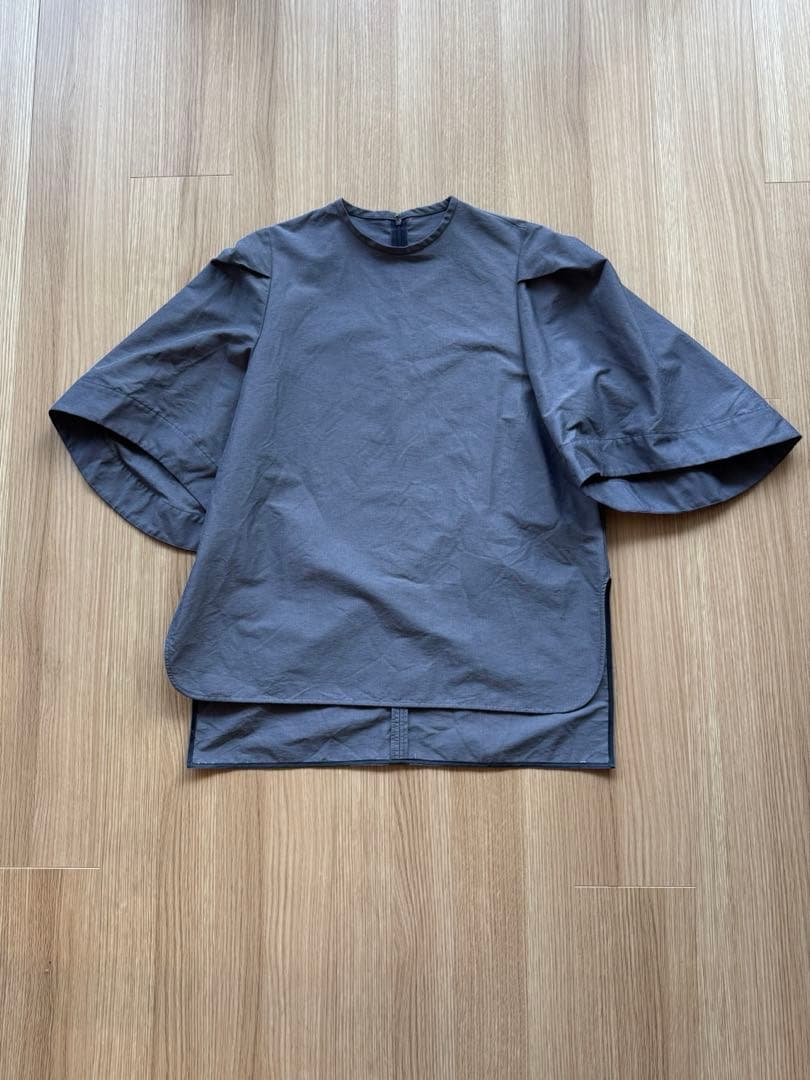 LOHEN ベルスリーブブラウス