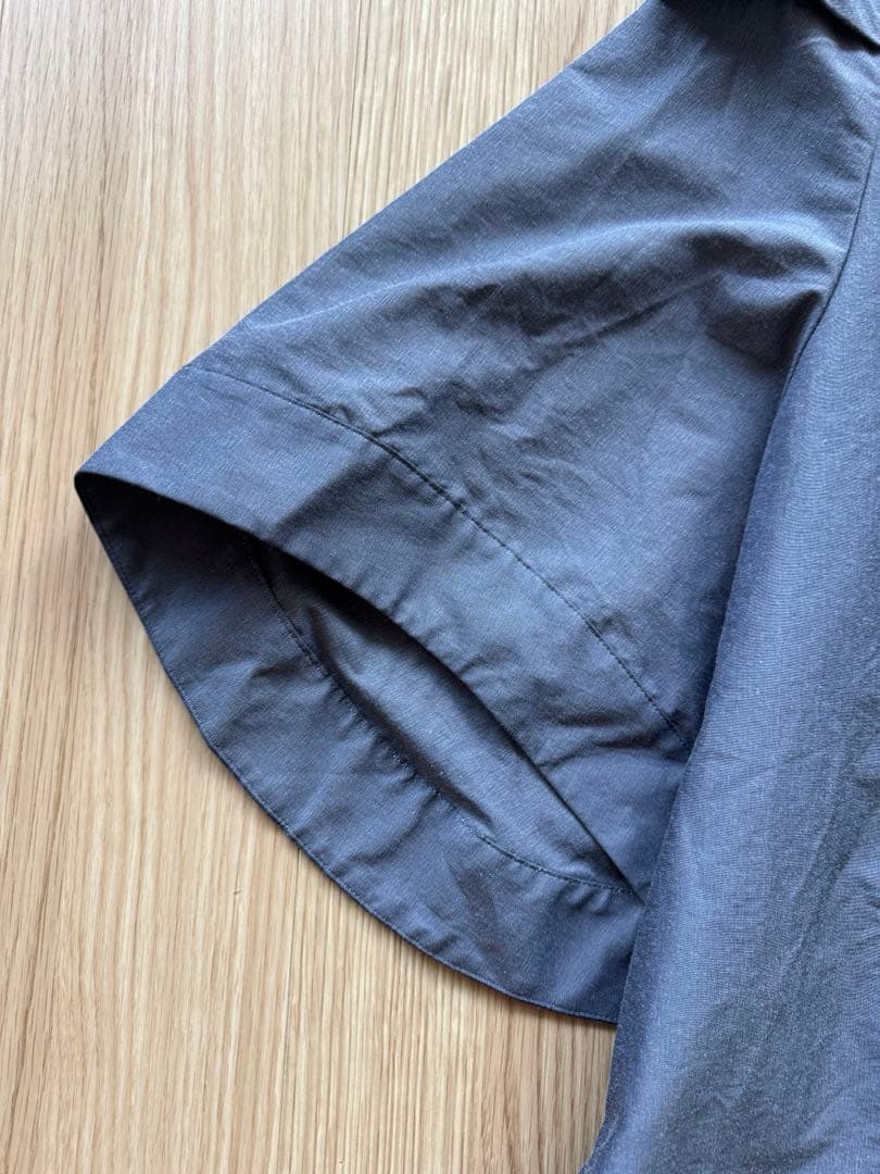 LOHEN ベルスリーブブラウス