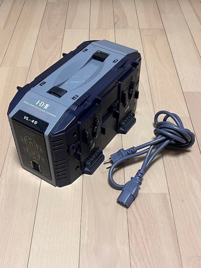 IDX VL-4S 4連チャージャー 【持ち手無し】