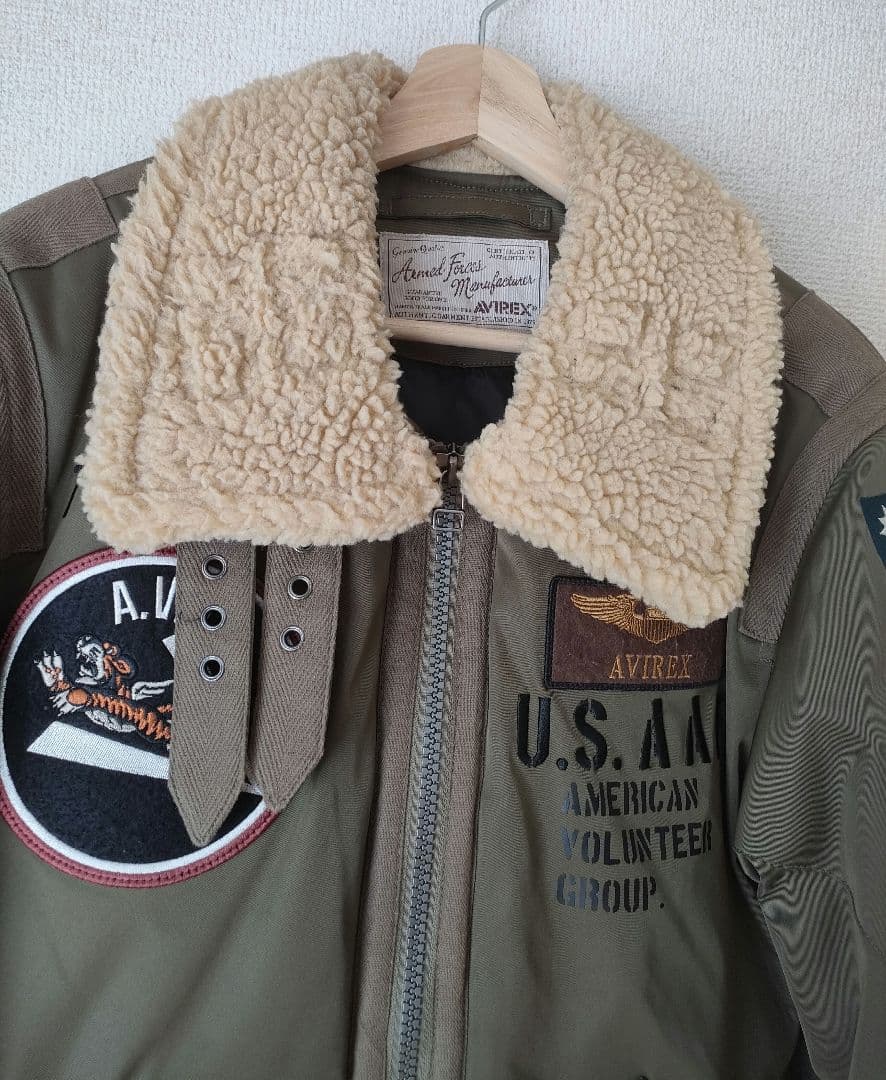 AVIREX B-3 フライトジャケット カーキ Lサイズ アウター