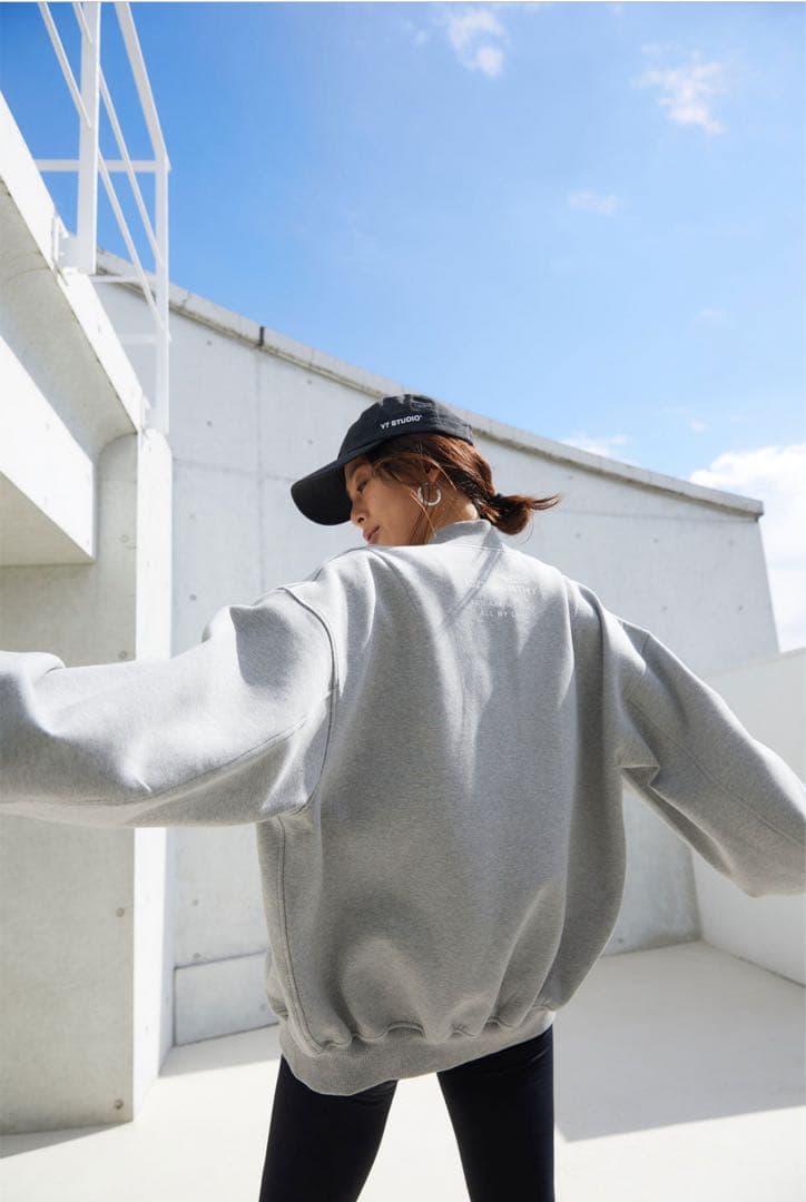 新品【WE'RTHY】SWEAT BOMBER グレー