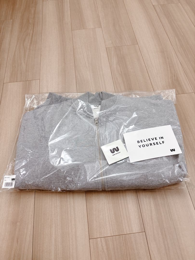 新品【WE'RTHY】SWEAT BOMBER グレー