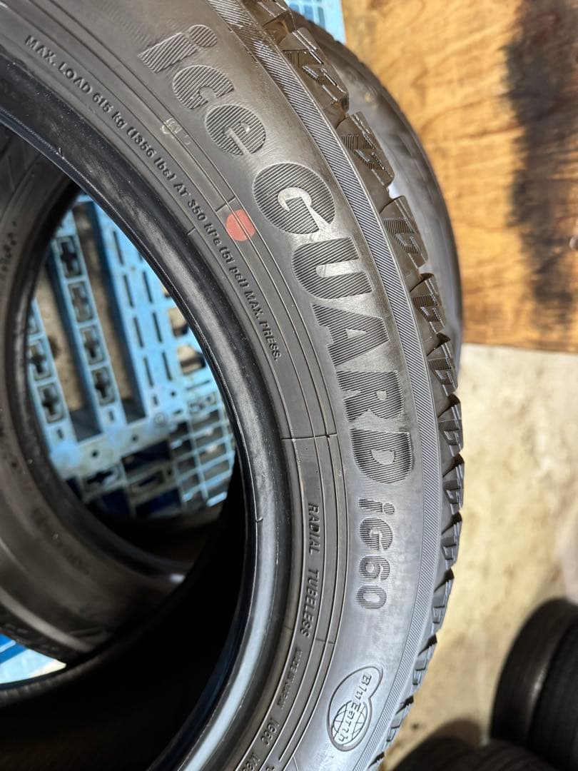 タイヤ・ホイール (500)(2)205/55R17 YOKOHAMA ICEGUARD IG60