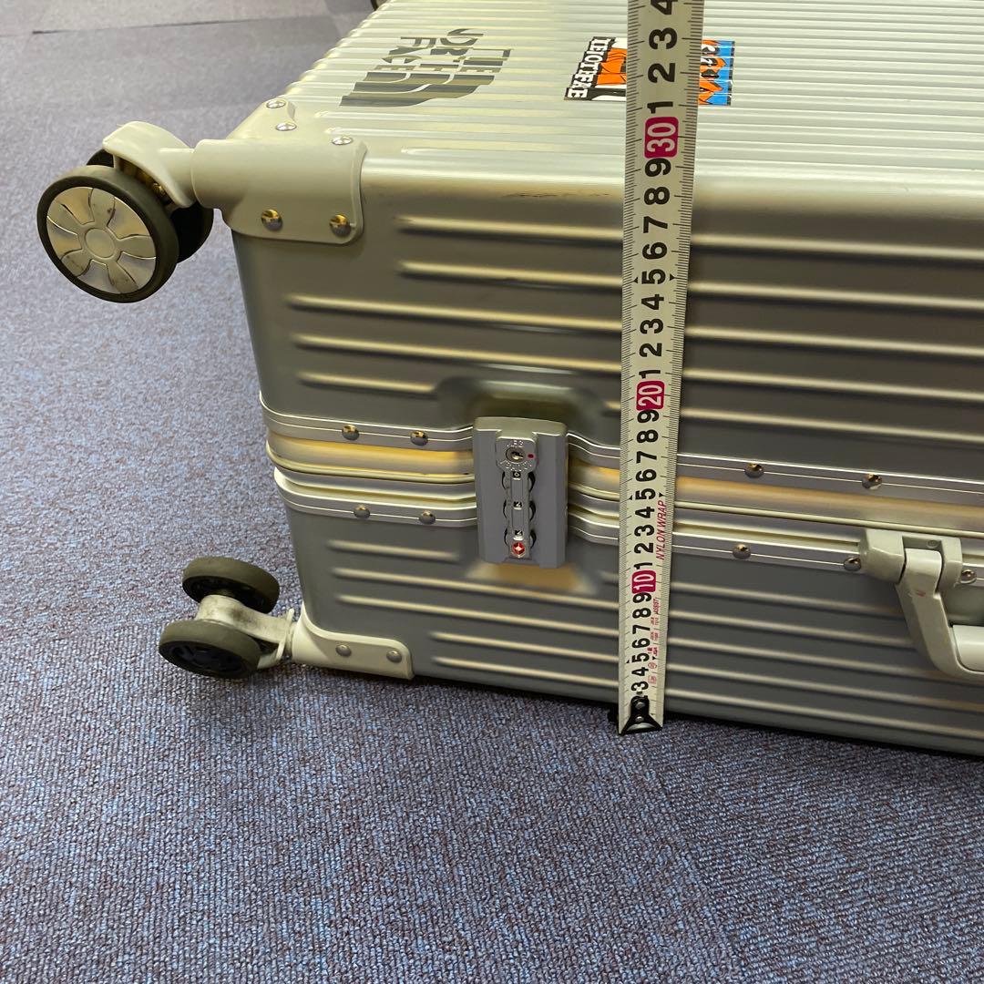 アルミフレーム　スーツケース　キャリーケース