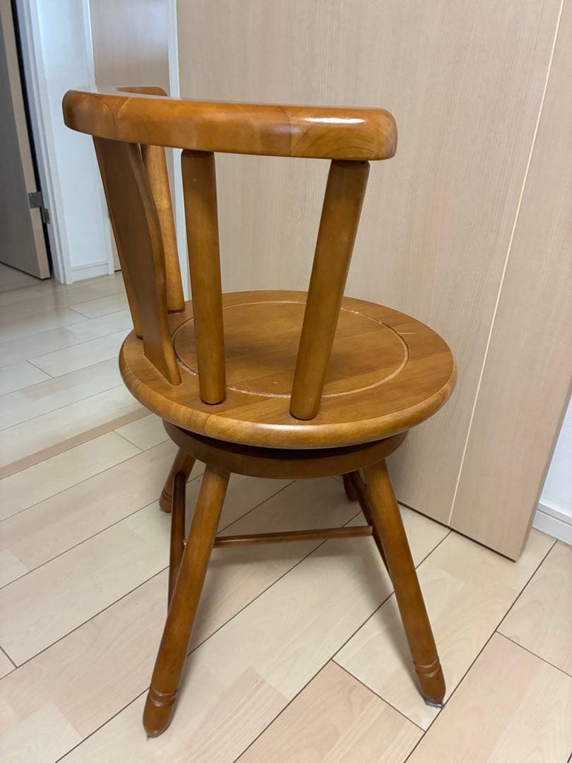 STARINDO PRIMA 木製ダイニングチェア（回転式）