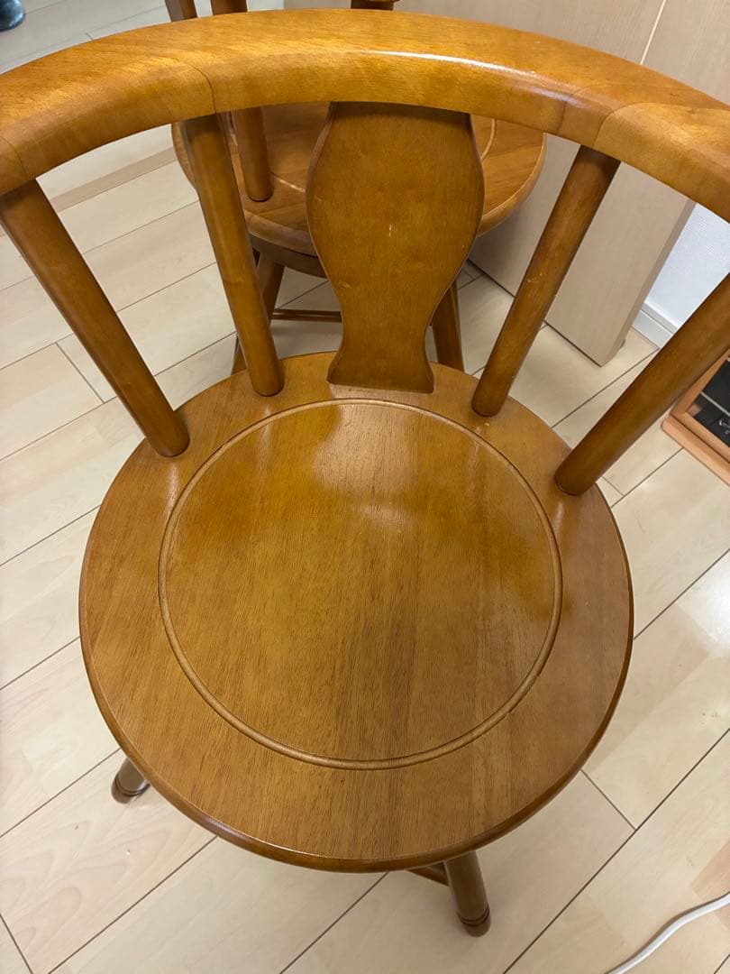 STARINDO PRIMA 木製ダイニングチェア（回転式）