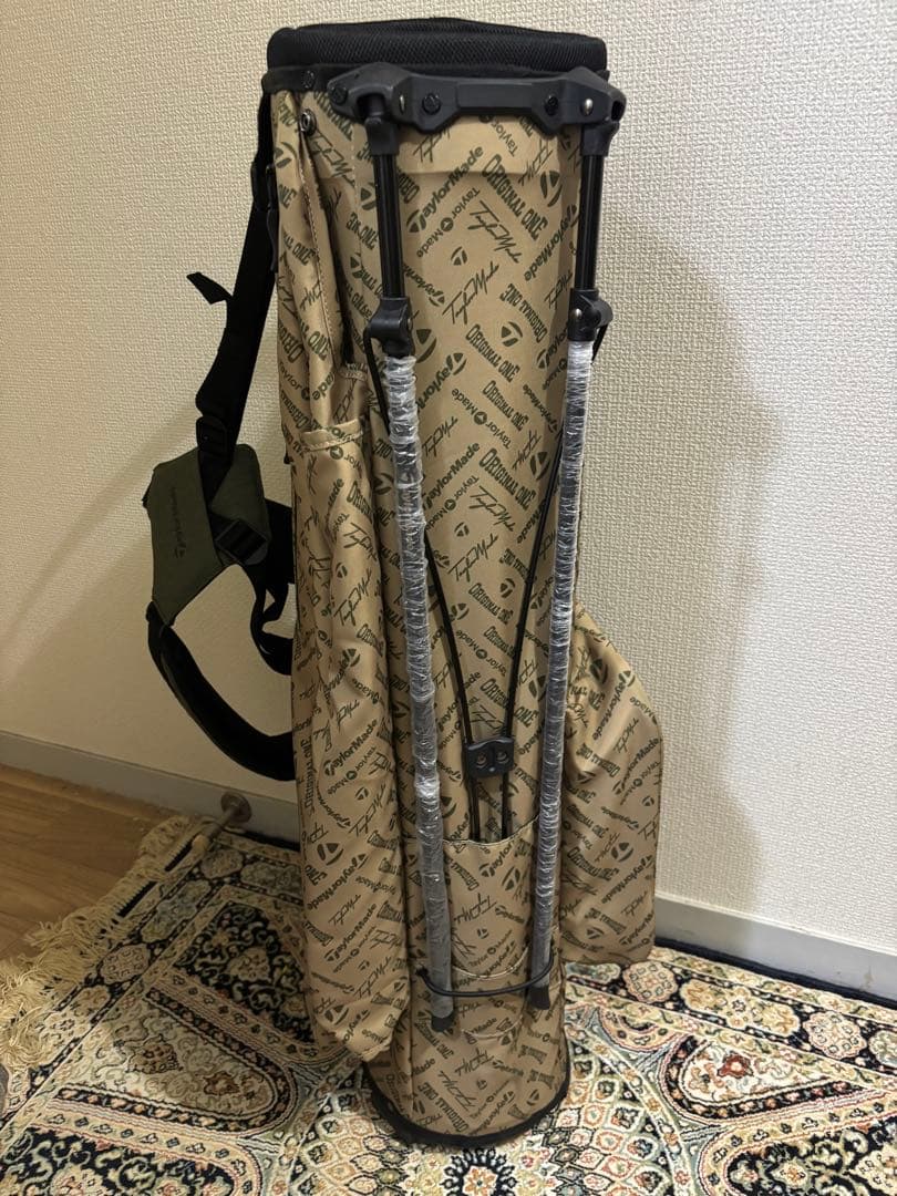 テーラーメイド　FLEXTECH ゴルフバッグ・キャディバッグ