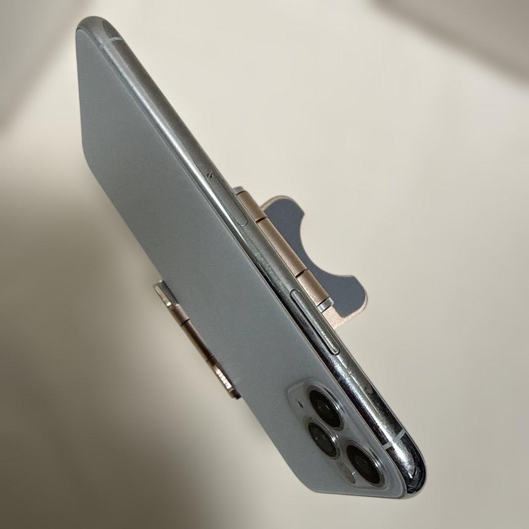 く*ん様 Apple iPhone 11 Pro 64GB シルバー