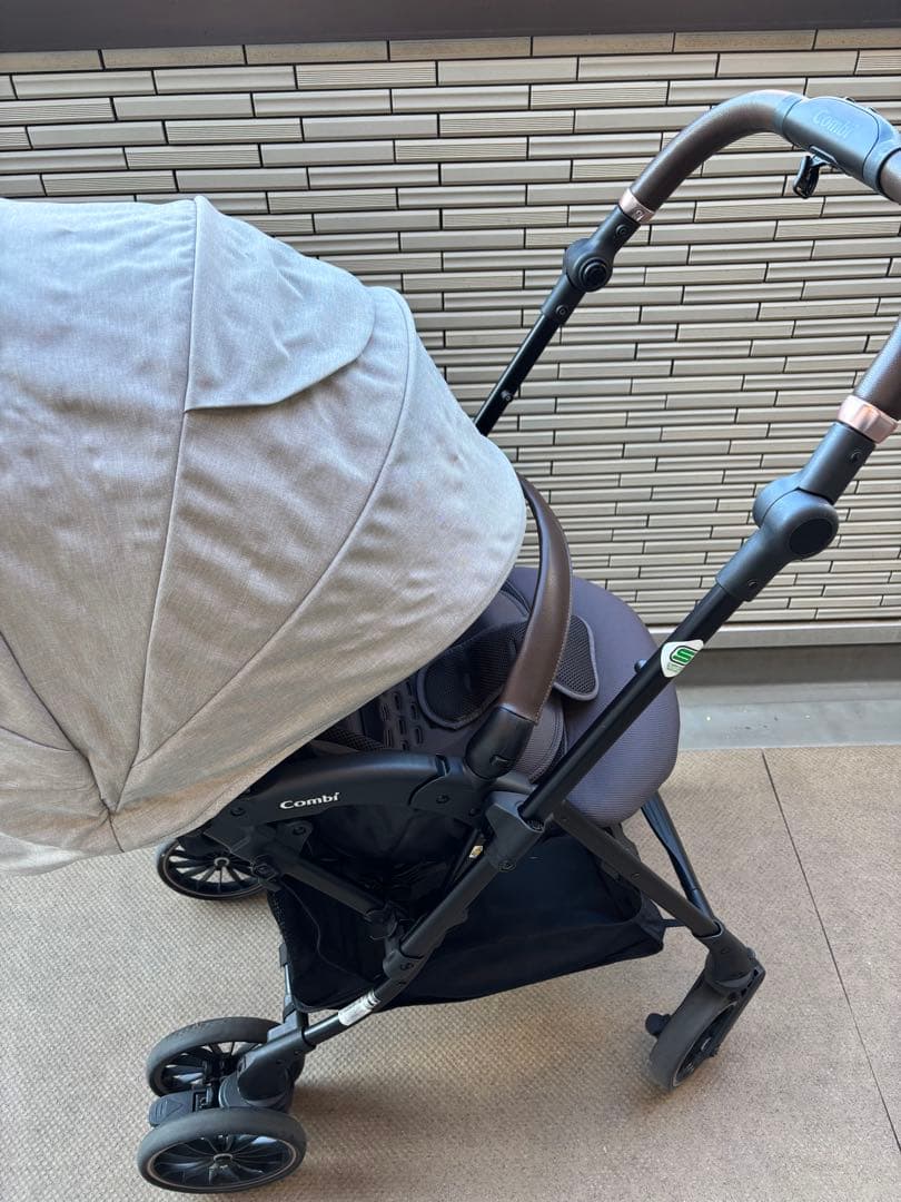 コンビ ベビーカースゴカルSwitch plus ロッタ