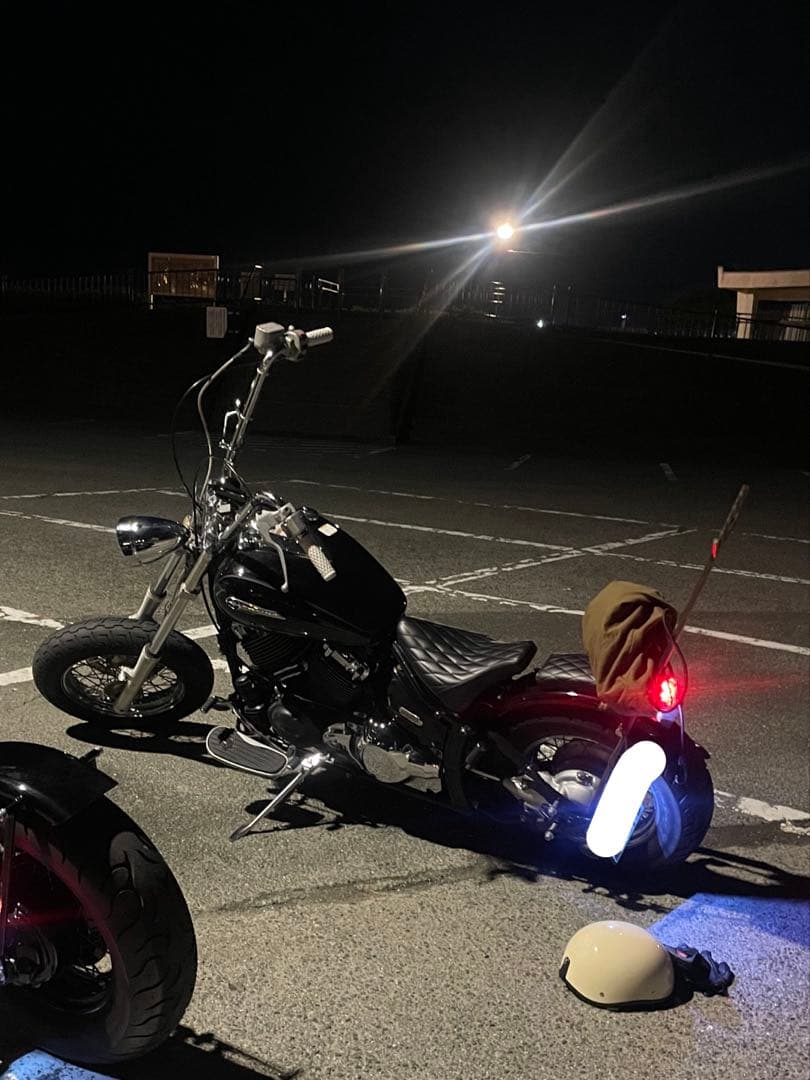 フラットフェンダー用ソロシート&ピリオンシート ダイヤ柄　ドラッグスター400