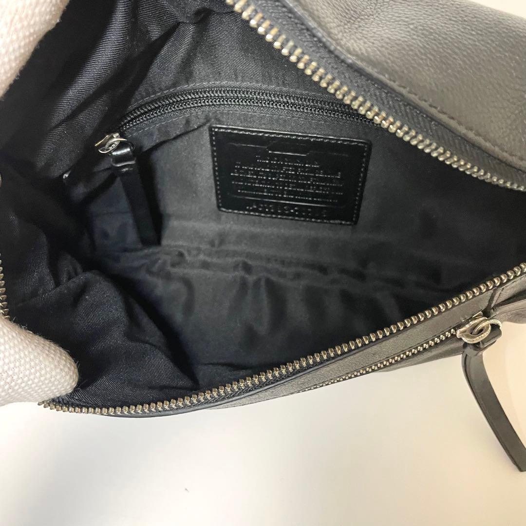 美品✨COACH ボディバッグ トンプソン シティ レザー 黒