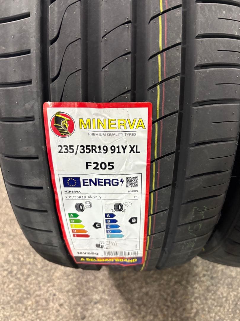 【新品未使用】25年製MINERVA F205 235/35R19 91Y 2本
