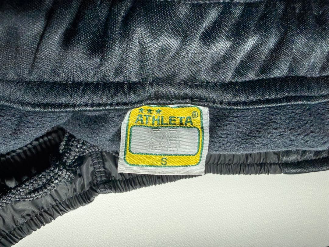 ATHLETA ダウンセットアップ　ブラック　値引き無し早い者勝ち