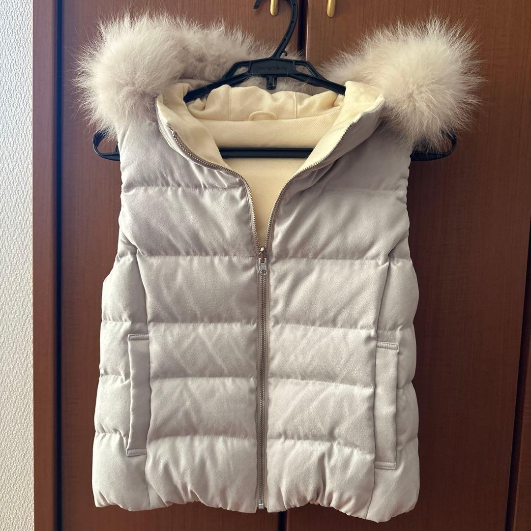 最終値下げ！　ファー付きダウンベスト ライトグレー・アイボリー　アナイ