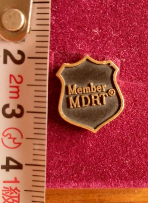 MDRT ラペルピンバッジ　新品同様