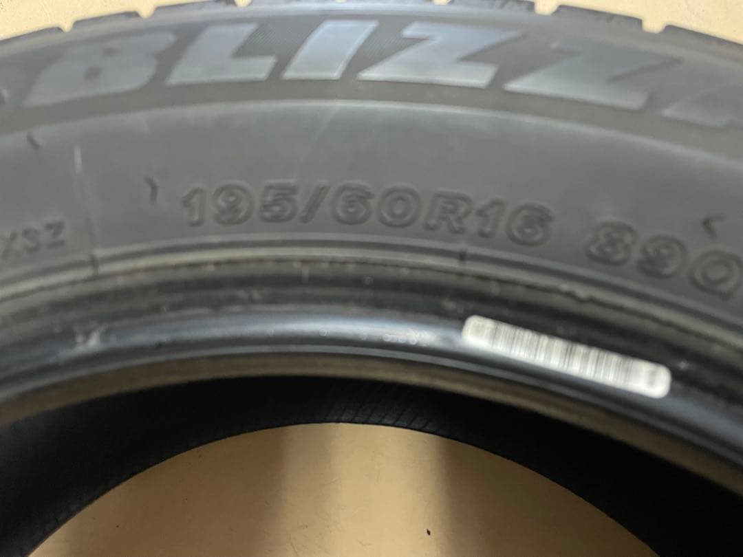 195/60R16 ブリザック VRX3 2024年製　2本　中古品