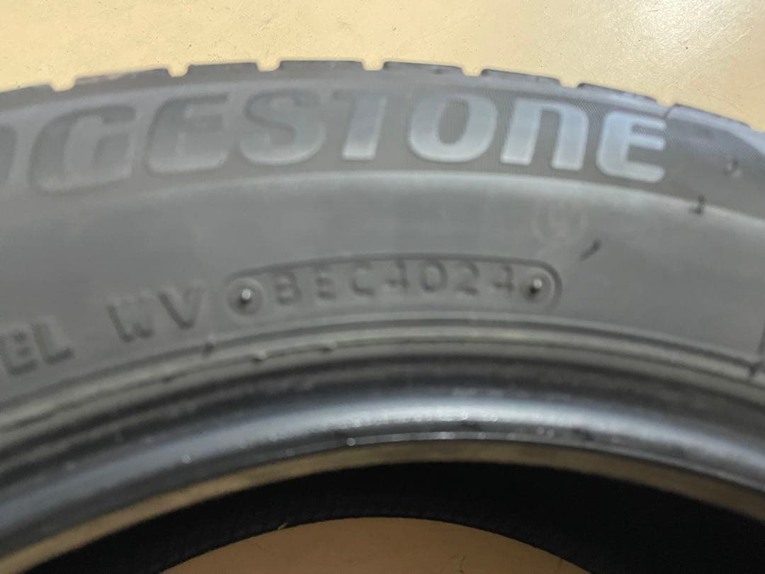 195/60R16 ブリザック VRX3 2024年製　2本　中古品