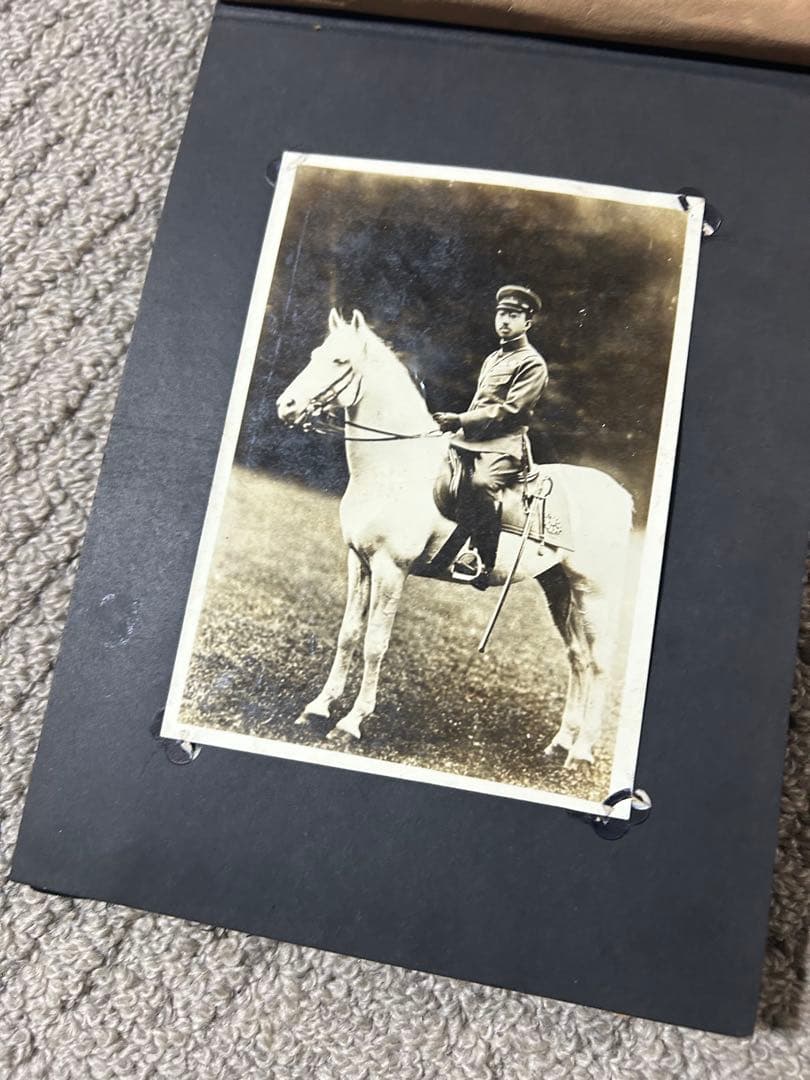こ*は様 旧日本軍時代　在営記念写真アルバム　110枚程