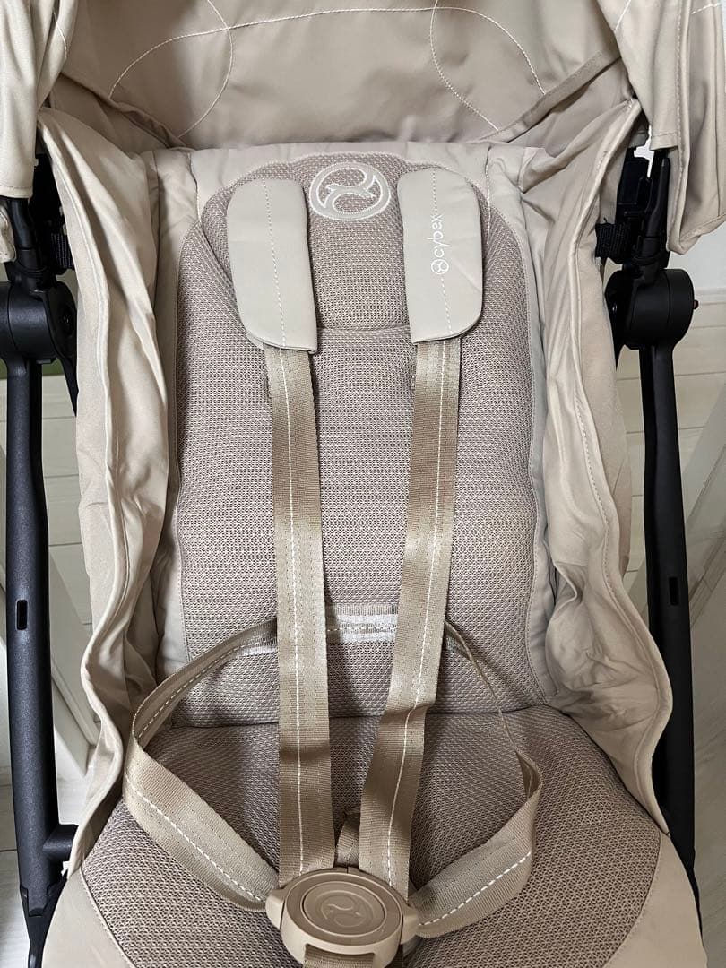 サイベックスリベル (2025) アーモンドベージュ　折りたたみベビーカー