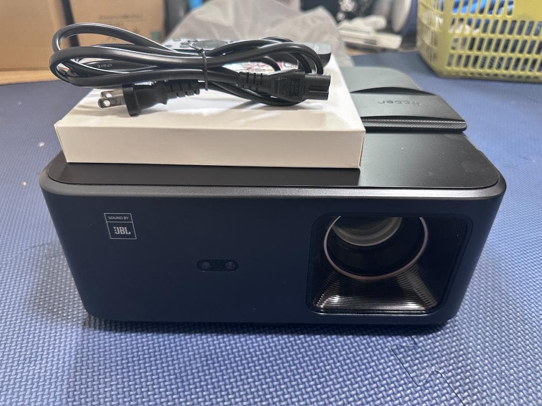 【美品】Yaber K2s 家庭用プロジェクター