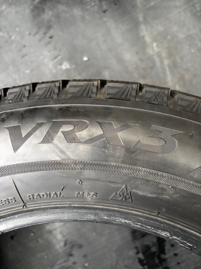 ブリヂストン ブリザックVRX3 215/60R16 2021年製 2本送料込み