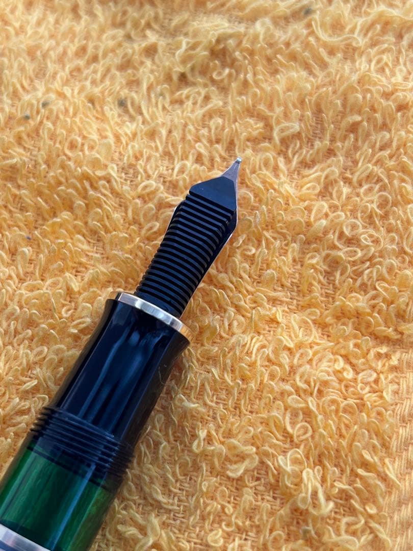 ペリカン ビッグトレド M900 万年筆 M 中字　EN刻印