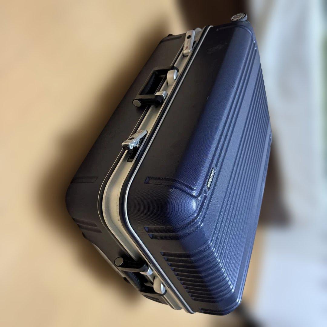 BERMAS スーツケース特大116L TSAロック付き