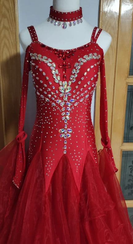 ★美品 一点のみ　社交ダンスドレス スタンダードドレス レッド L