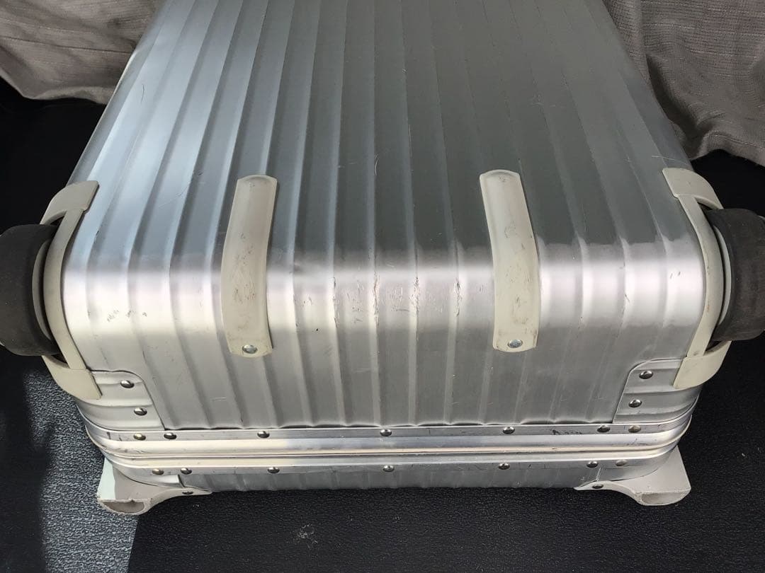 希少、廃盤リモワトパーズ63Ｌ2輪の商品です。