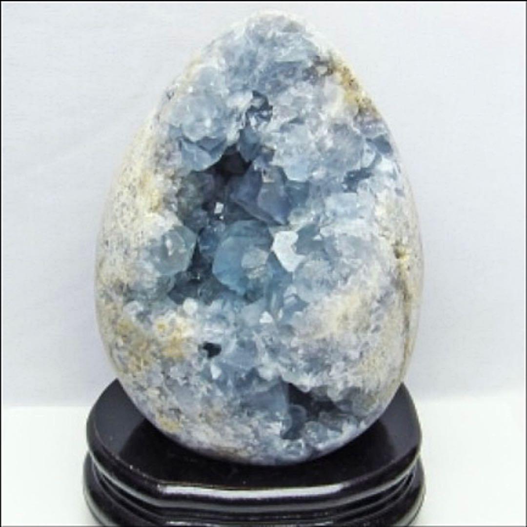 ☆ 3.8Kg！セレスタイト  天青石　たまご型　原石　パワーストーン！