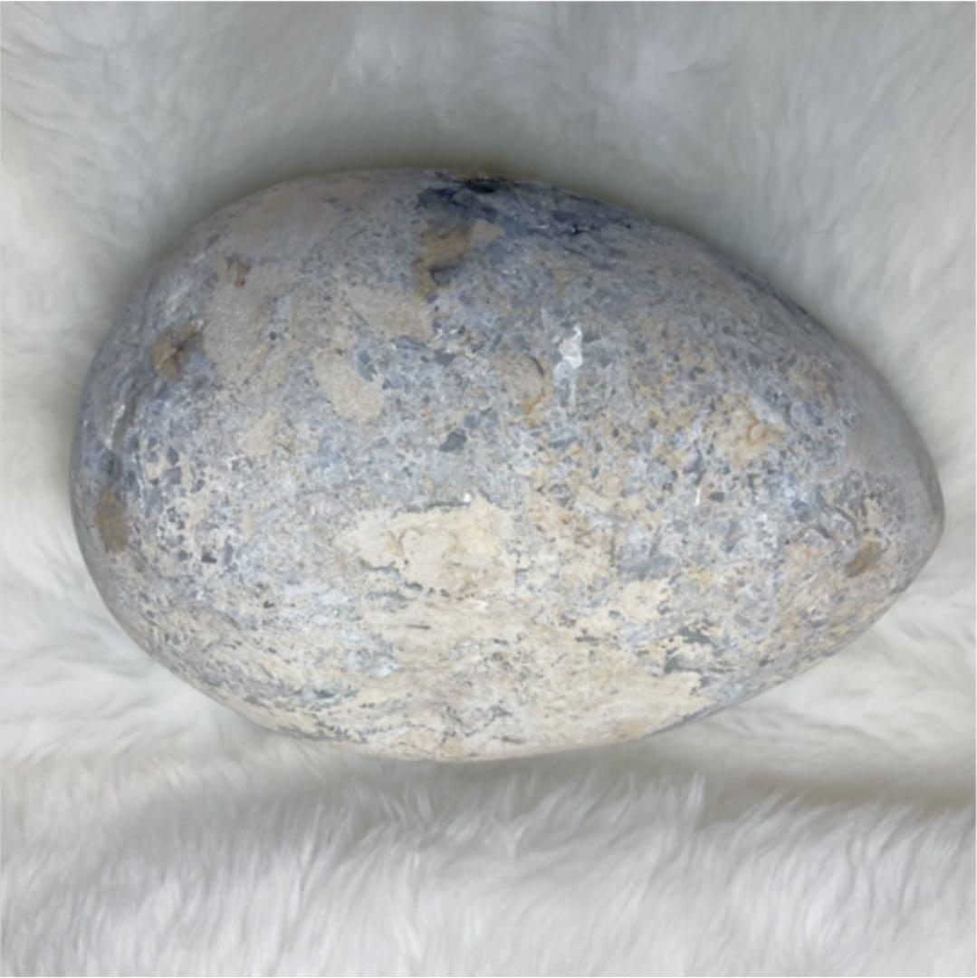 ☆ 3.8Kg！セレスタイト  天青石　たまご型　原石　パワーストーン！