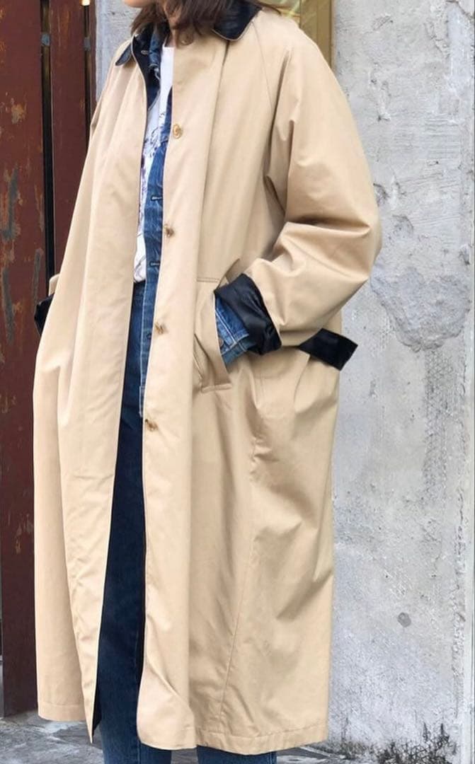 ベージュ/ブラック トレンチコート ロング丈