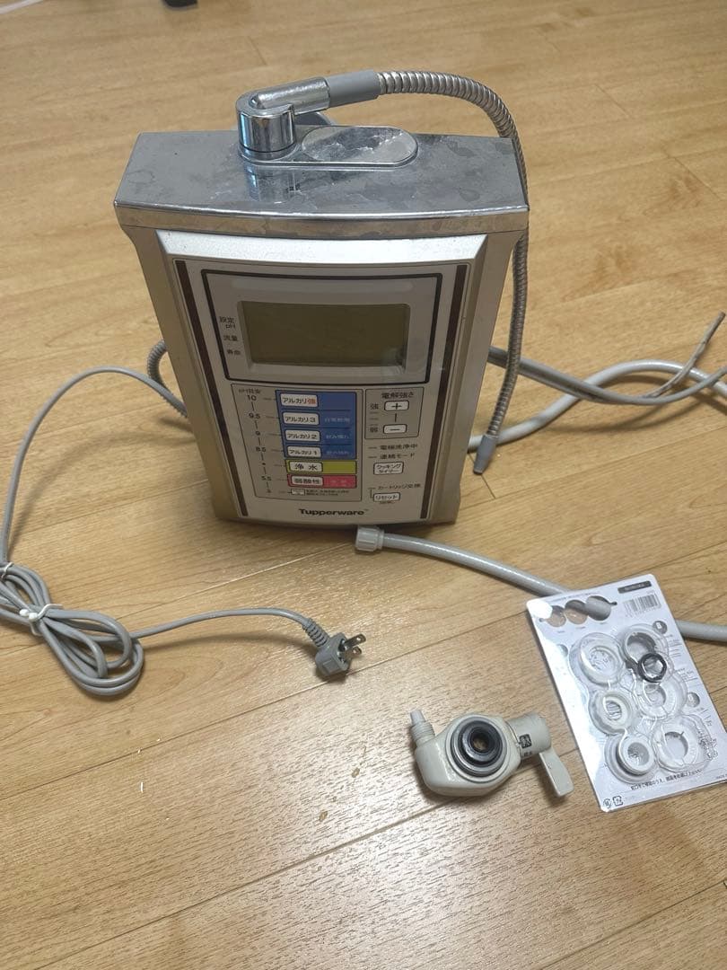 20万　アルカリ水　強　浄水　弱酸性　Tupperware 浄水器 デジタル表示